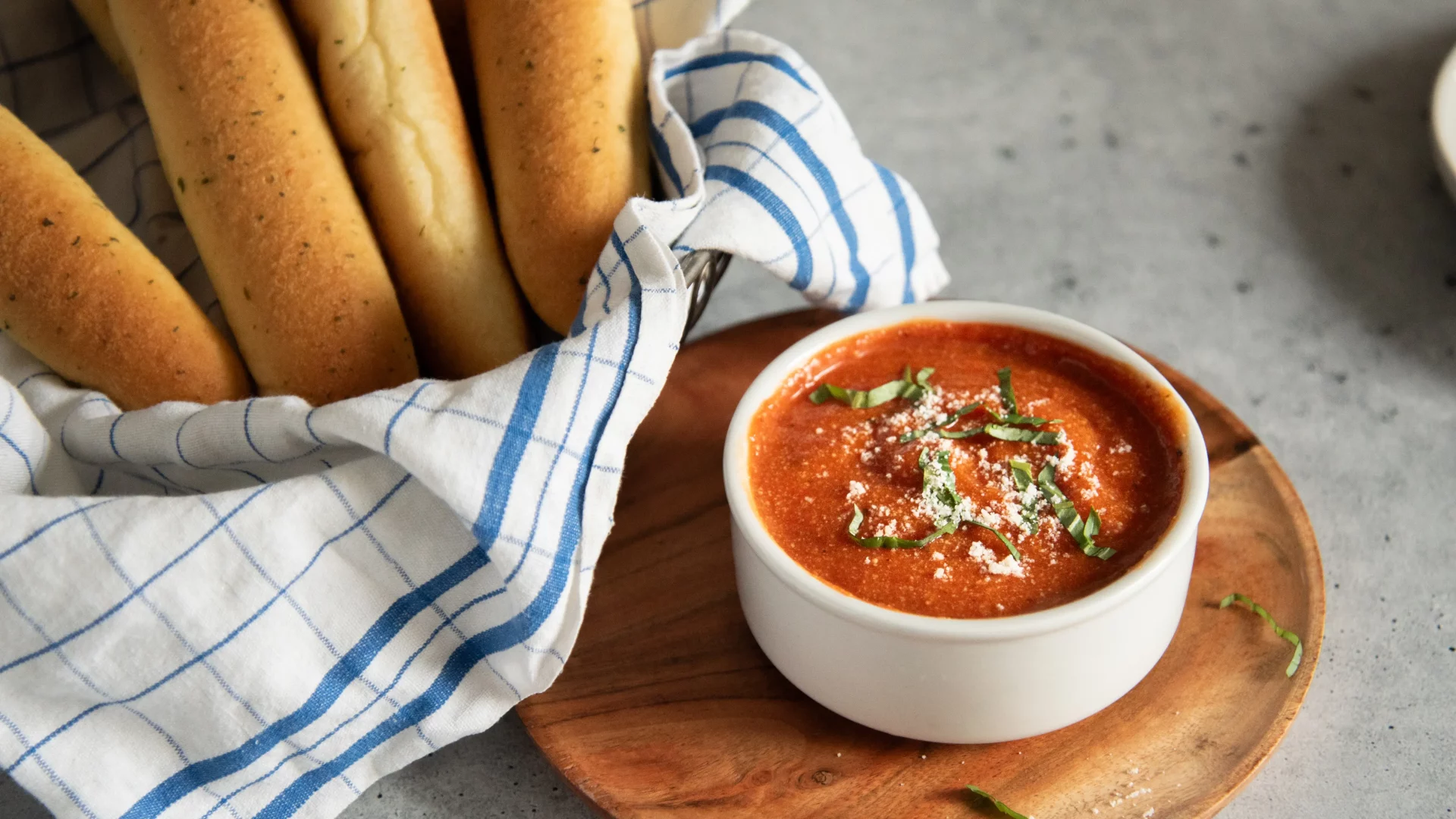 Italian Roasted Red Pepper Marinara