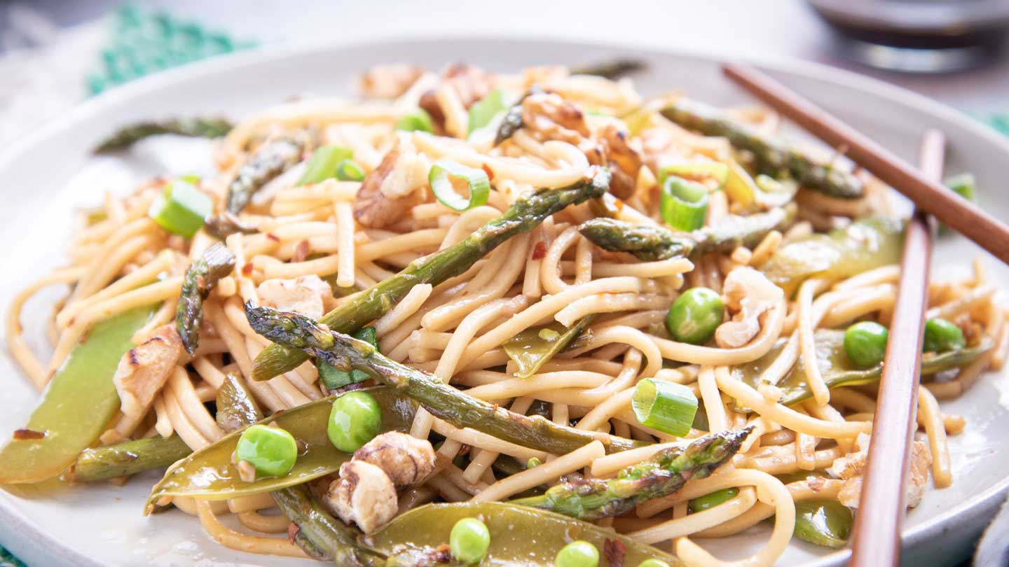 Featured Recipe: Spring Veggie Stir-Fry